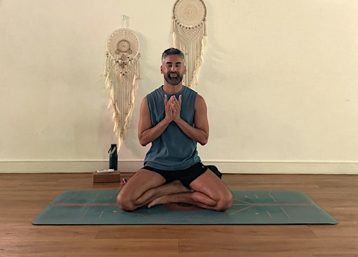 Yang-Yin Yoga flow with Amran