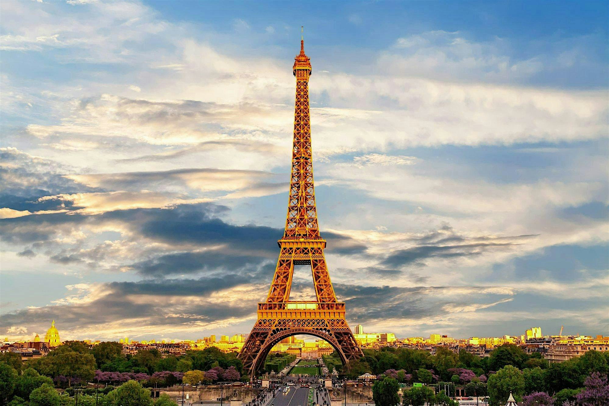 PASSPORT TO PARIS: MOM & DAUGHTER EDITION