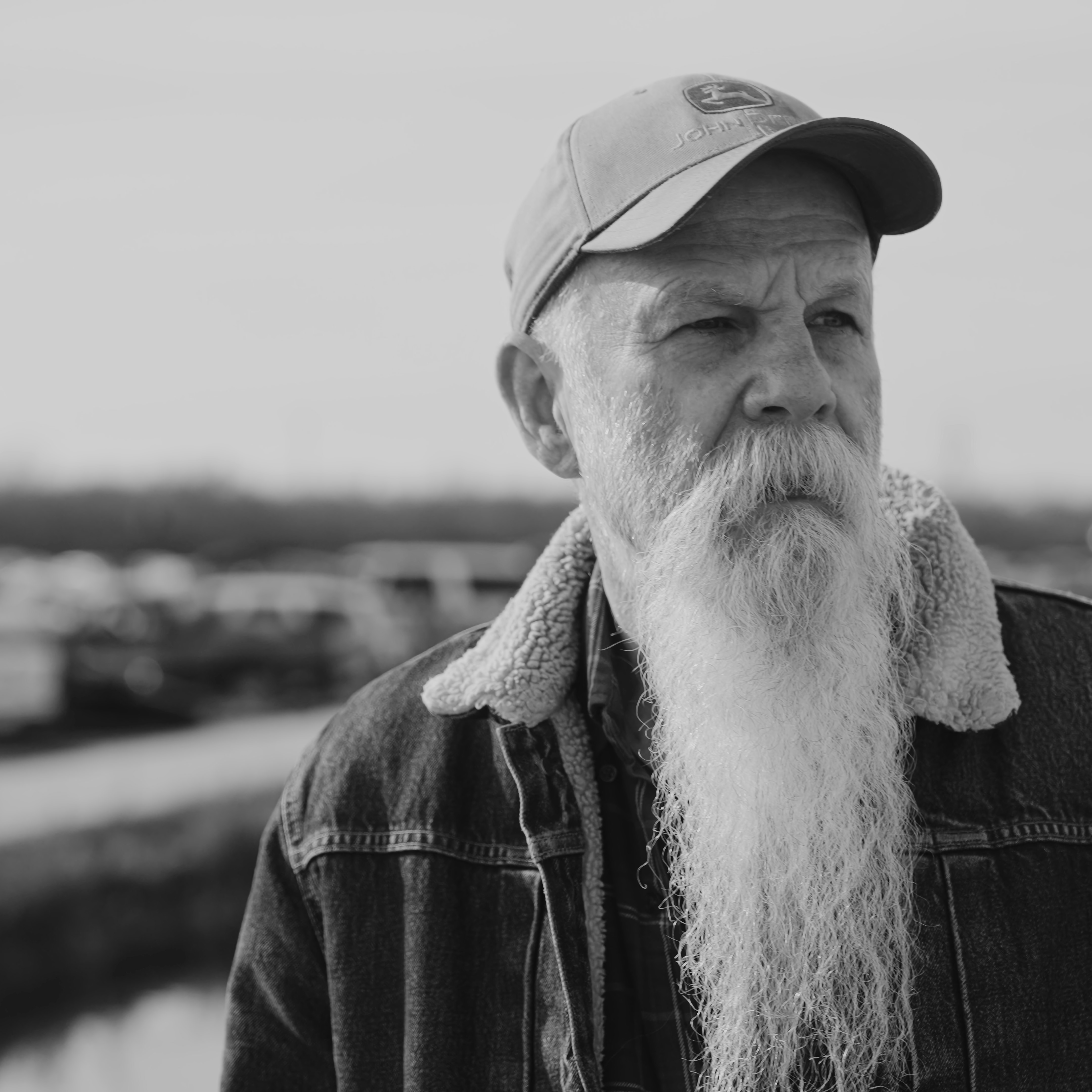 Seasick Steve: Acoustic + Signing