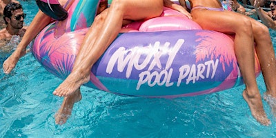 BIGGEST POOL PARTIES IN SOUTH BEACH - MOXY POOL PARTY