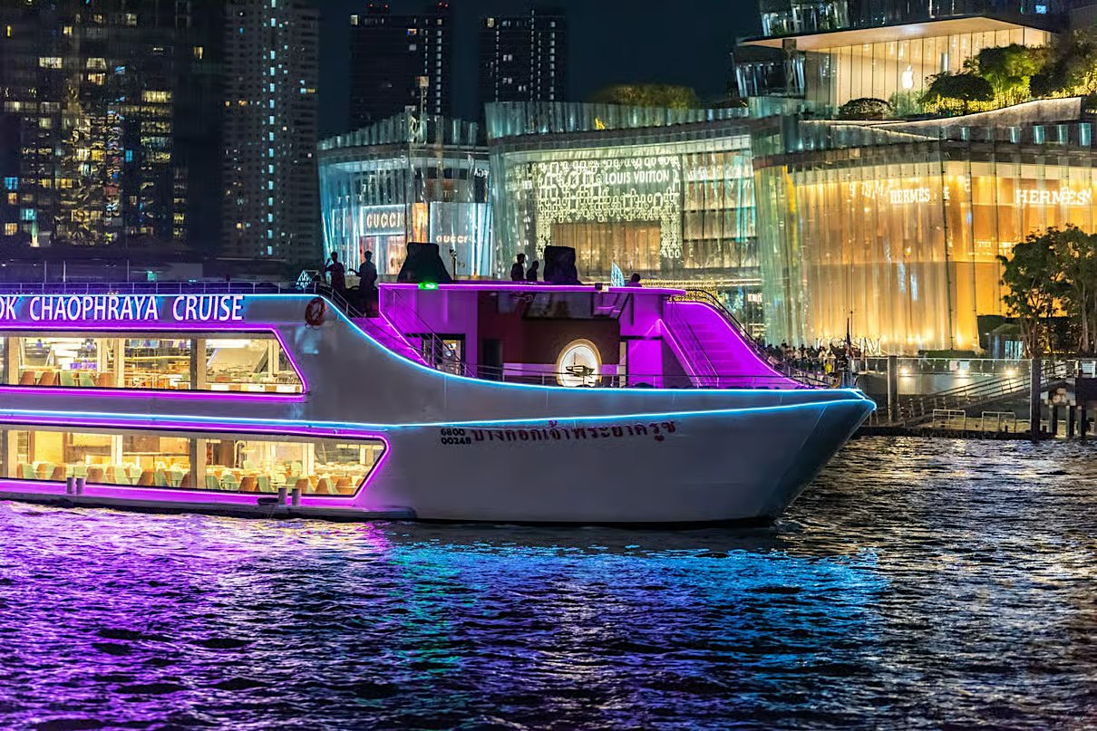 Bangkok Luxury 5-Star River Cruise.  Dinner & Skyline Views