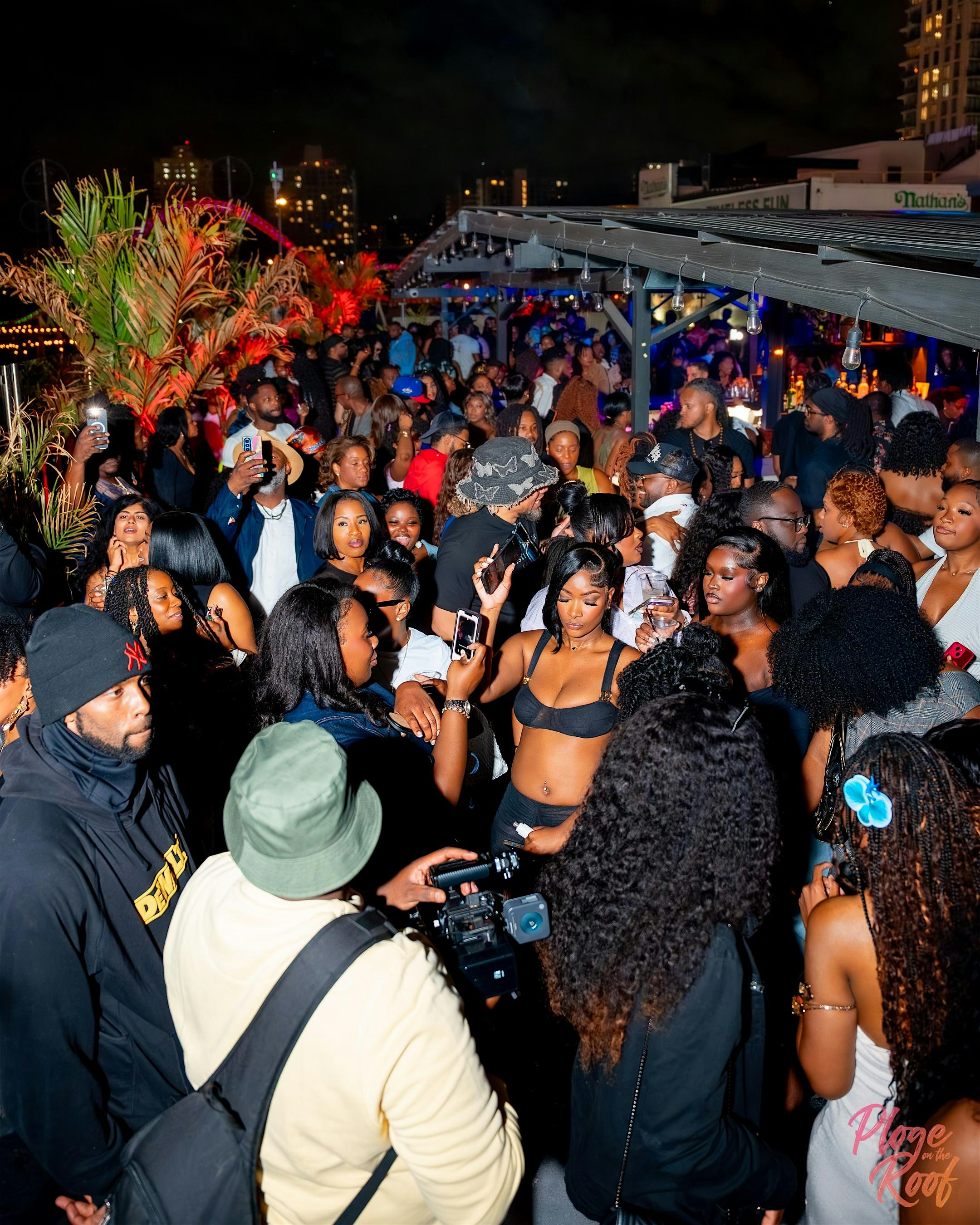 PLOGE ON THE ROOF " SAN KILOT " SUNDRESS  AFFAIR "  #MARKIE2FRESH