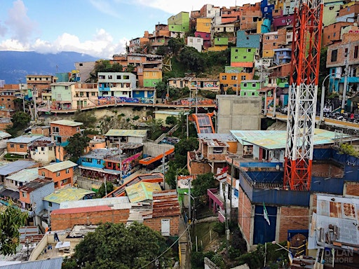 Comuna 13 Walking Tour