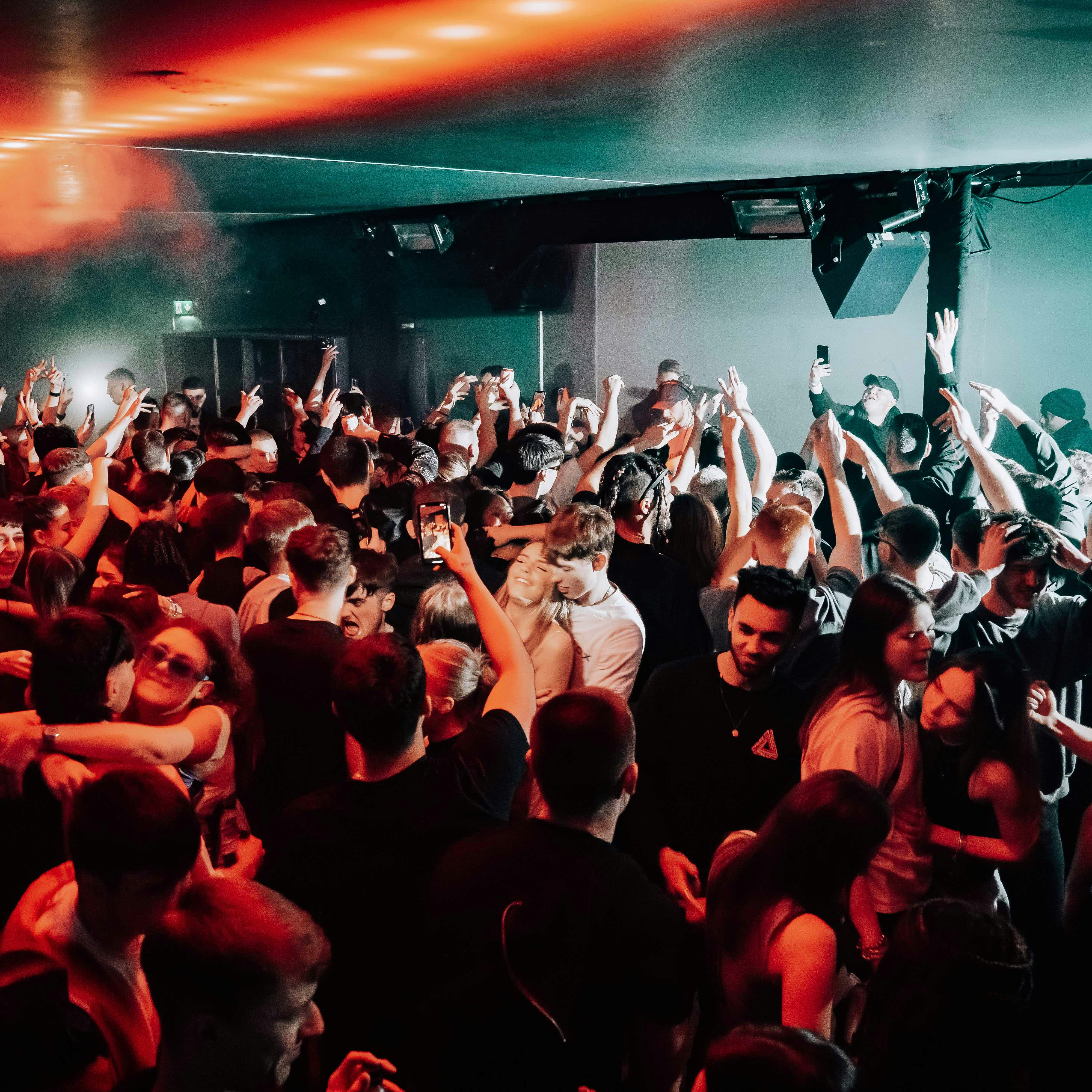 MALOKA CLUB: Rnb, Reggaeton, Pop, Afrobeat, Funk!