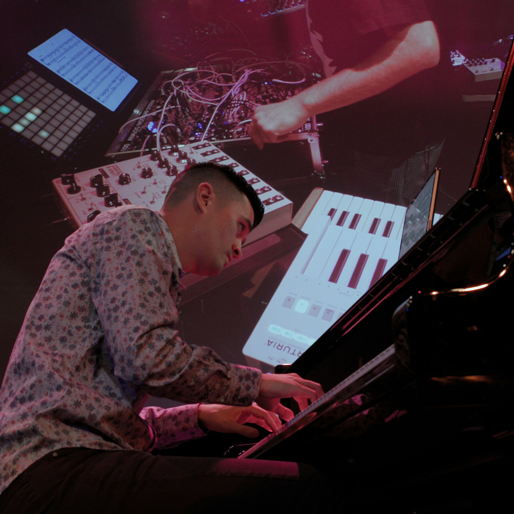 Piano Spheres: Thomas Kotcheff