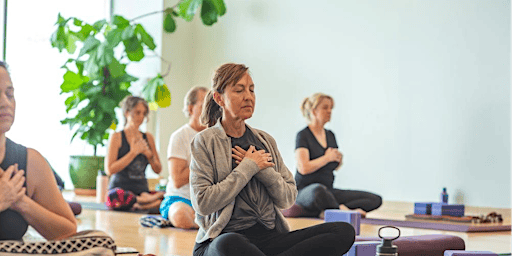 Love Your Body: A 2-week Journey Into Your Body, Your Energy & Your Emotional Well-Being