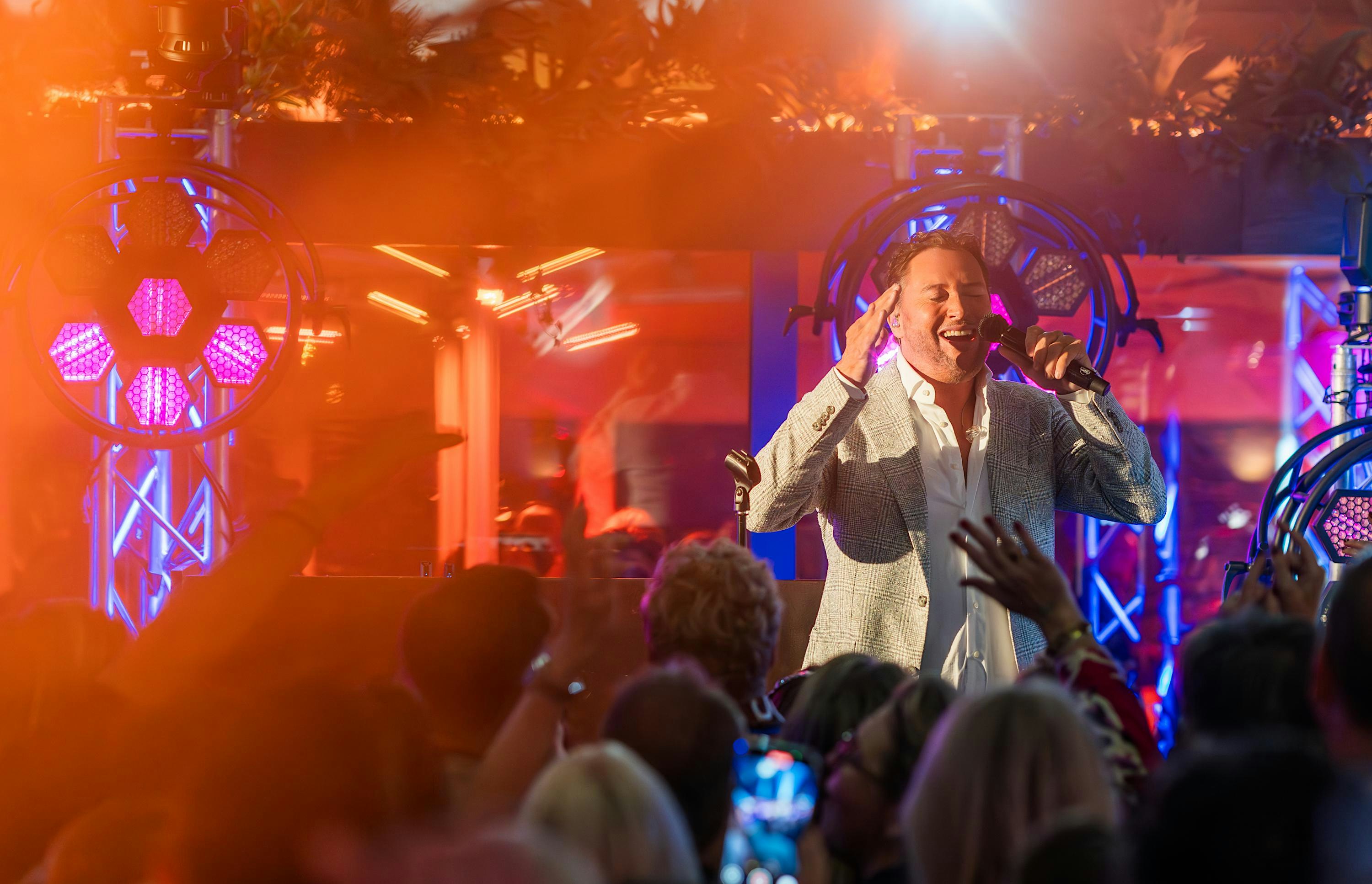 Tino Martin, Quido van de Graaf en Jerome bij LAKES 8th anniversary