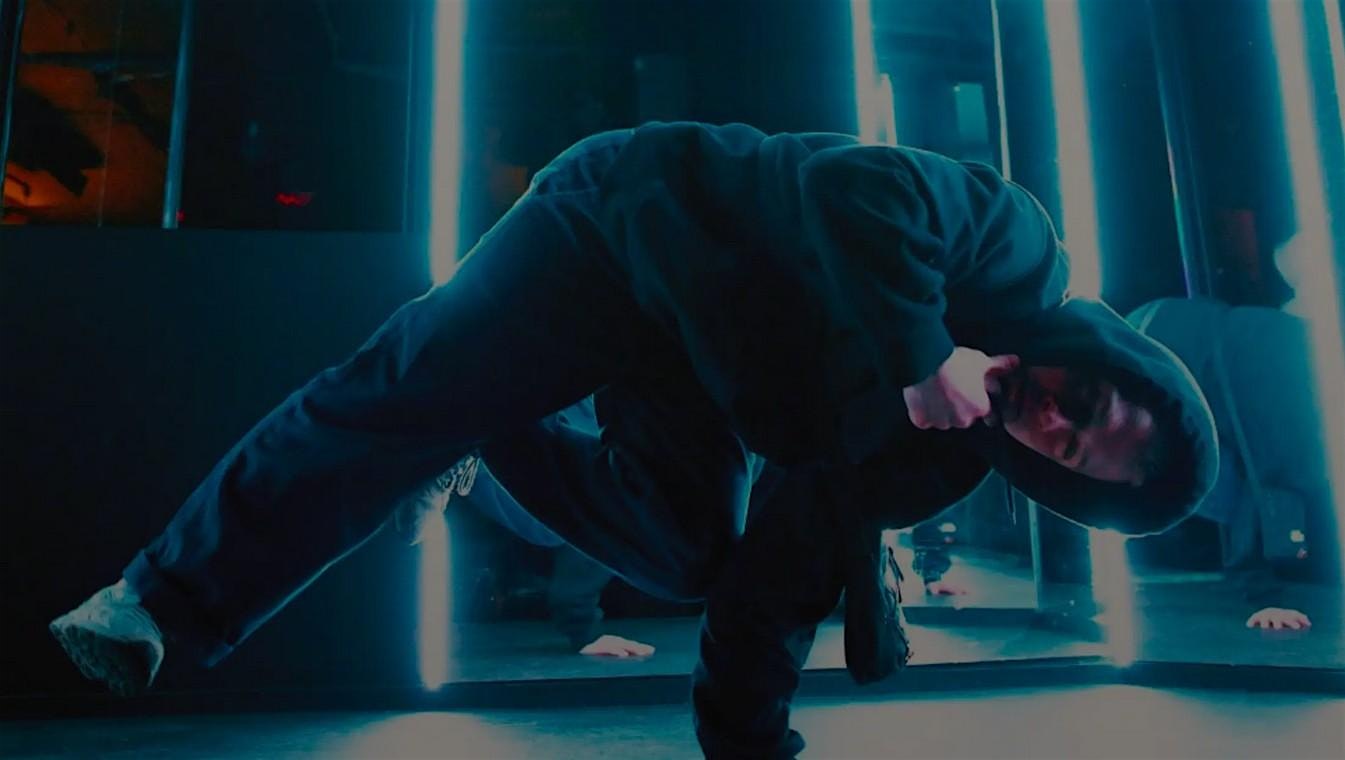 BREAK DANCE