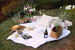 SUNSET SUNDAY PICNIC