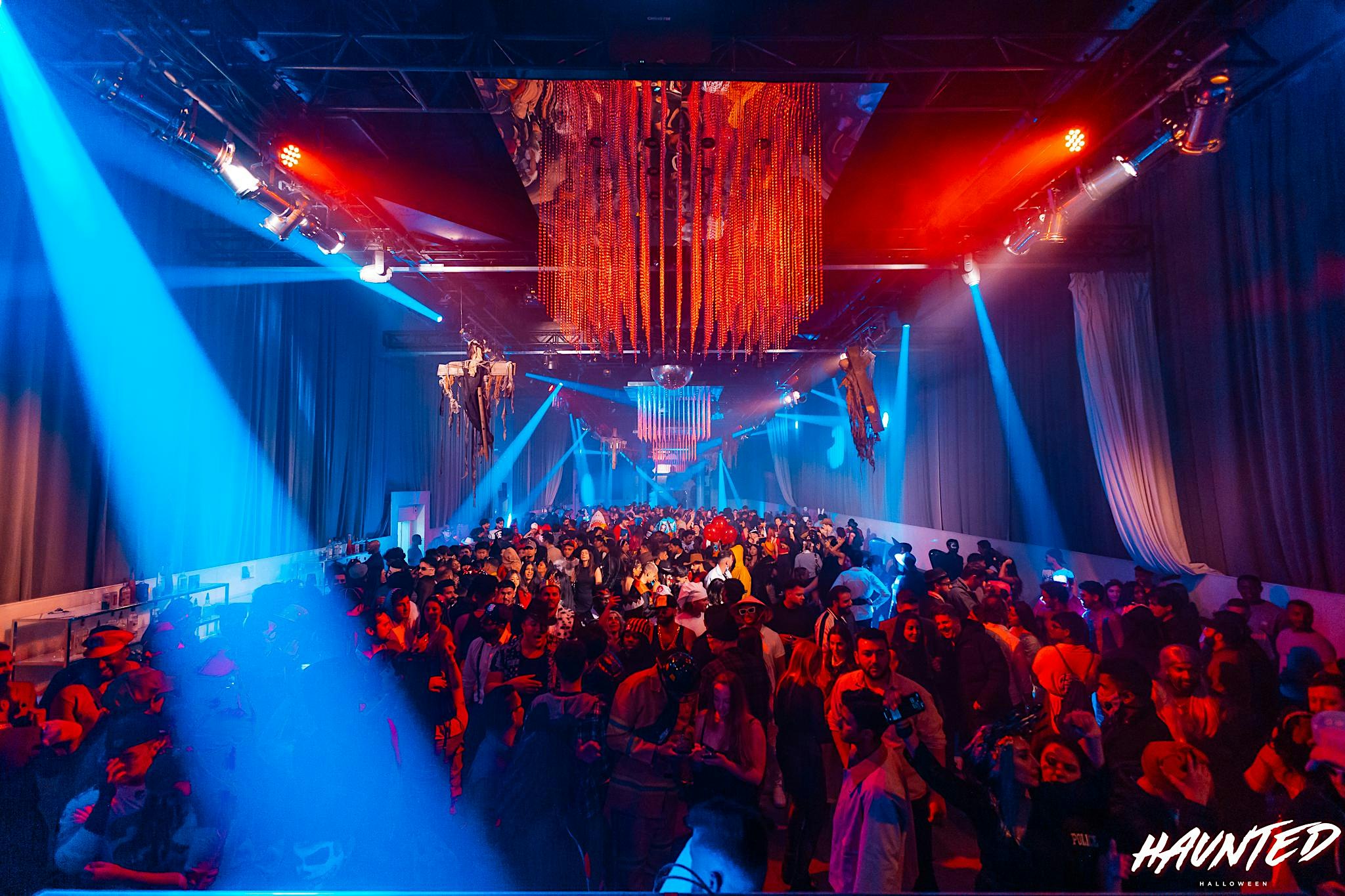 Halloween Club Crawl Toronto | King Street Club Crawl | Sat Oct 31