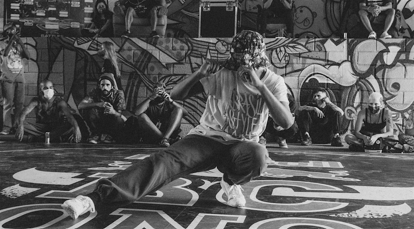 BOLLYWOOD HIP-HOP & DANCE FITNESS