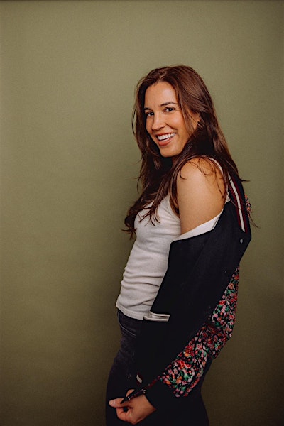 Comedian Carmen Lagala @ The Thin Man