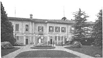 Tornano i colori nei giardini storici di Villa Bertarelli