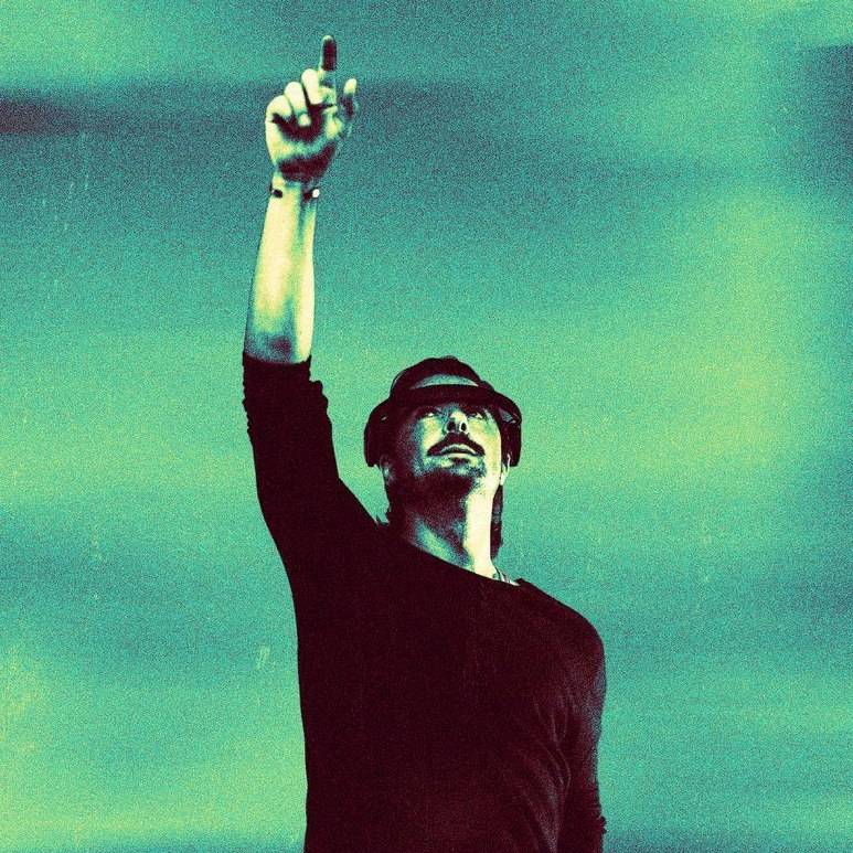 AXWELL