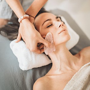 Gua Sha for Face & Glow: The Contour Ritual with Marta