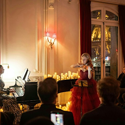 21 novembre Concert  face à la Tour Eiffel Musiques de films célèbres