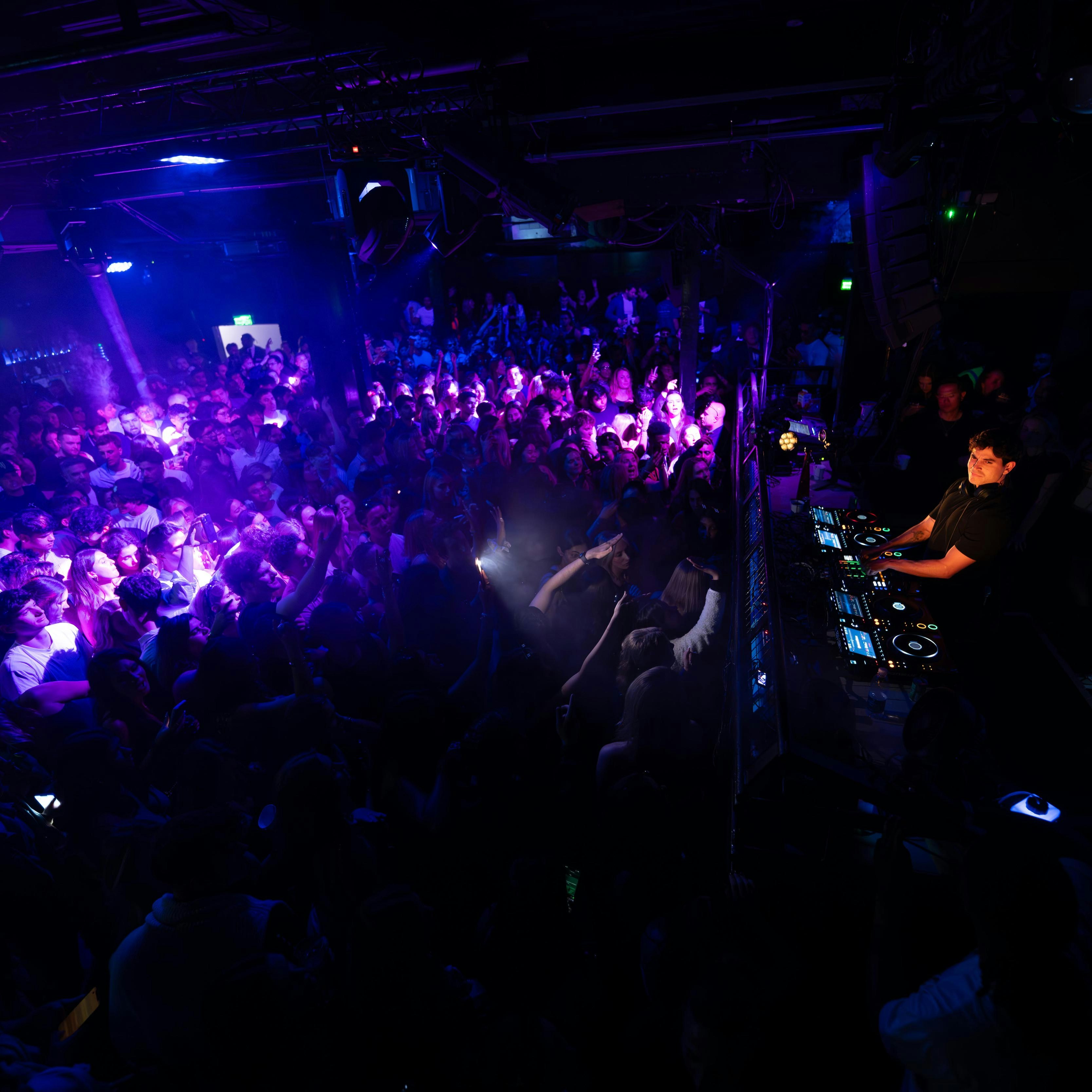InThe Dark / Deep/Tribal House / Free B4 12am