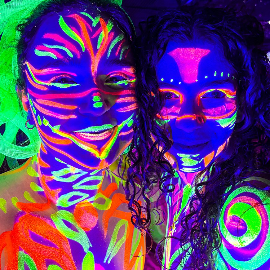 Neon Naked Life Drawing in Clapham North!