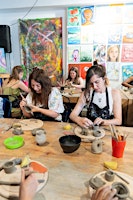 Girls Meet and Make
