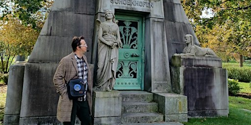 Graceland Cemetery Walking Tour with Adam Selzer: SUPERSIZE!