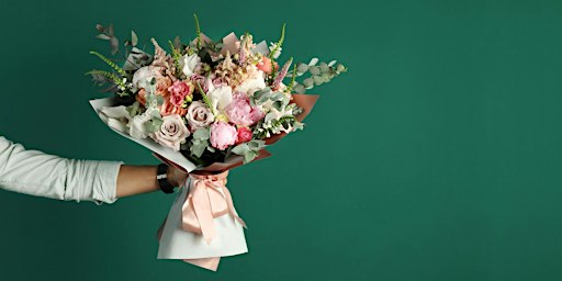 Make your own floral bouquet with Prosecco!