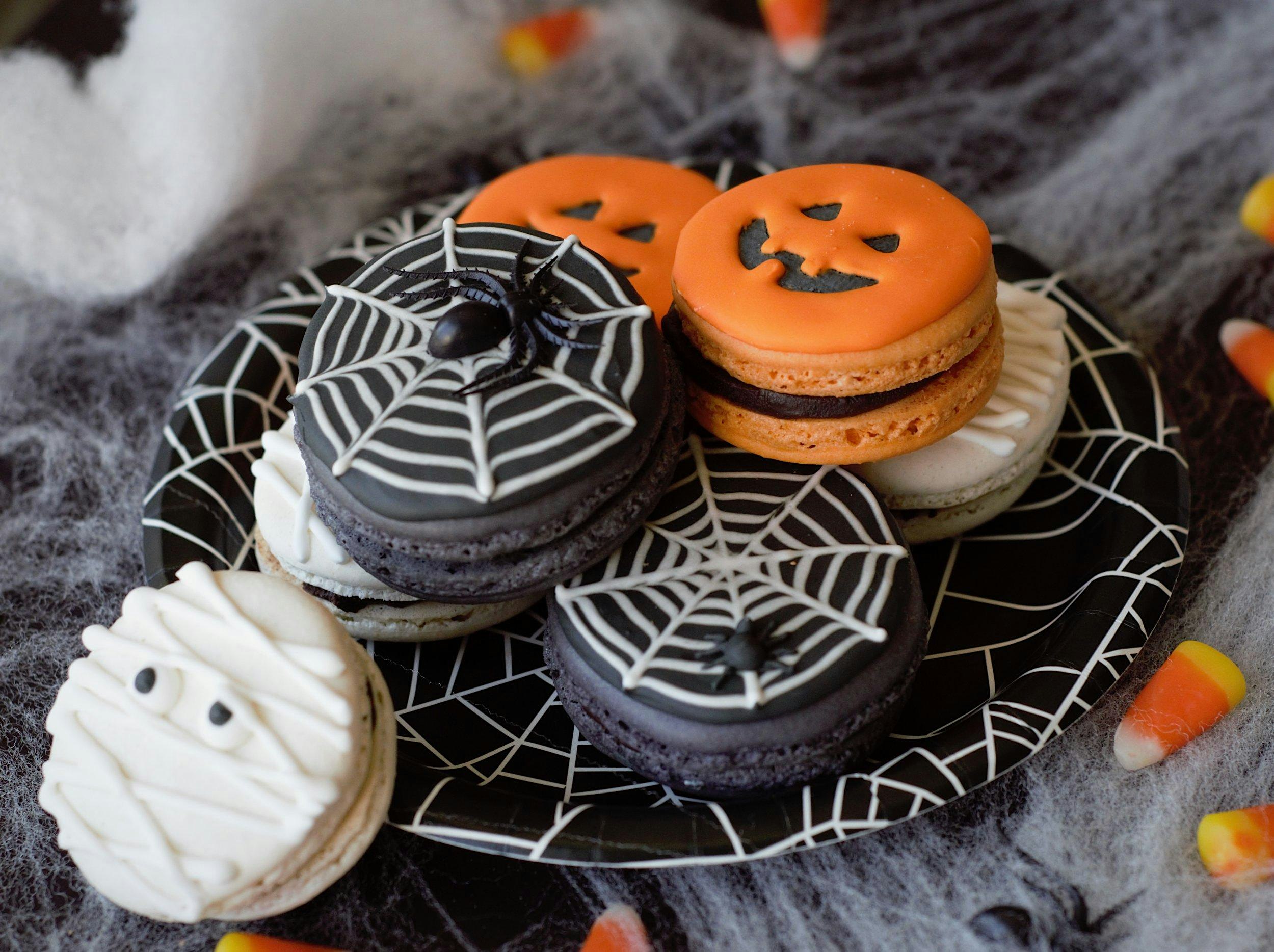 Halloween Macaron decorating  workshop