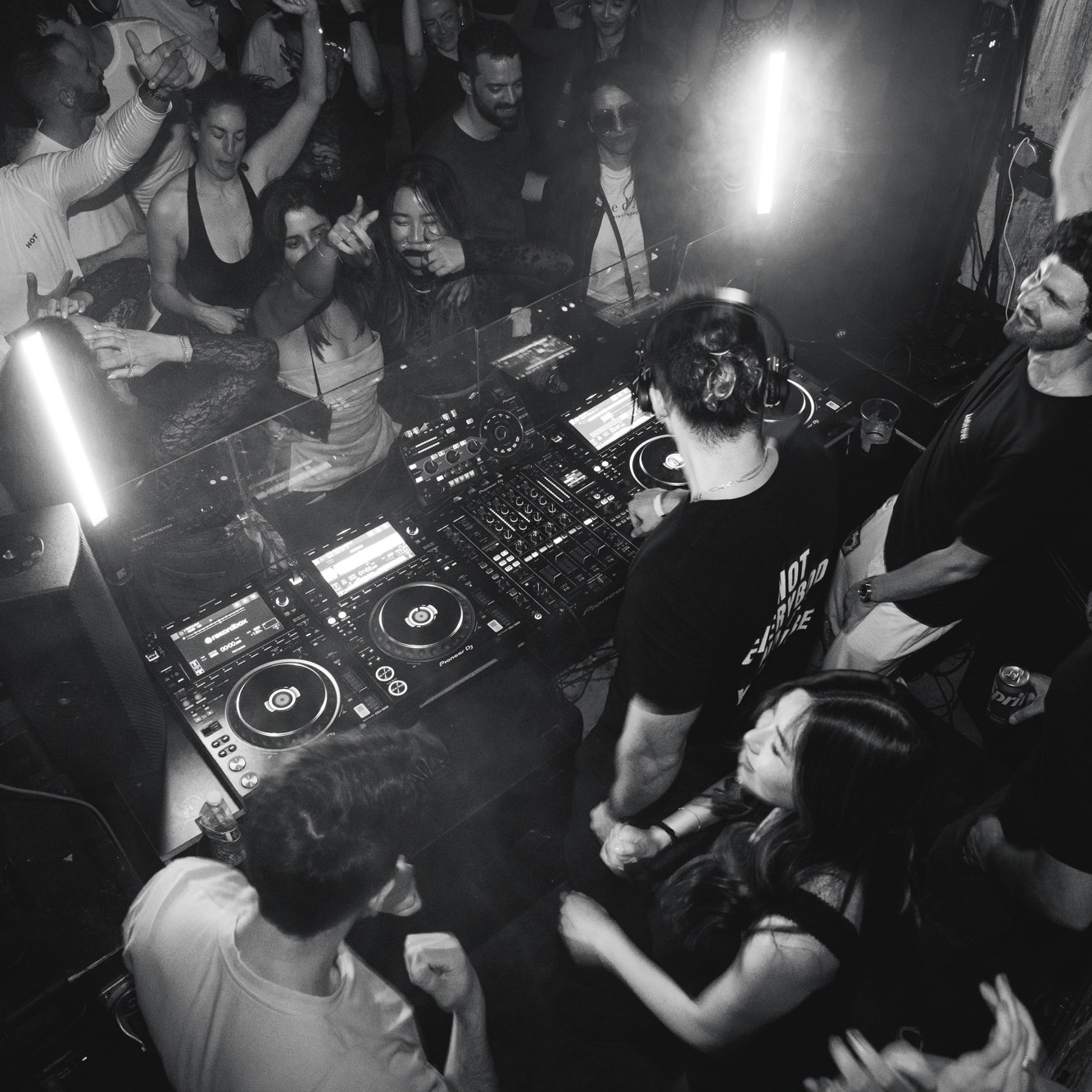 LeCrew: HAUNTED