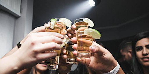Munich Pub Crawl – Nightlife Tour with 4 Bars & Club Entry