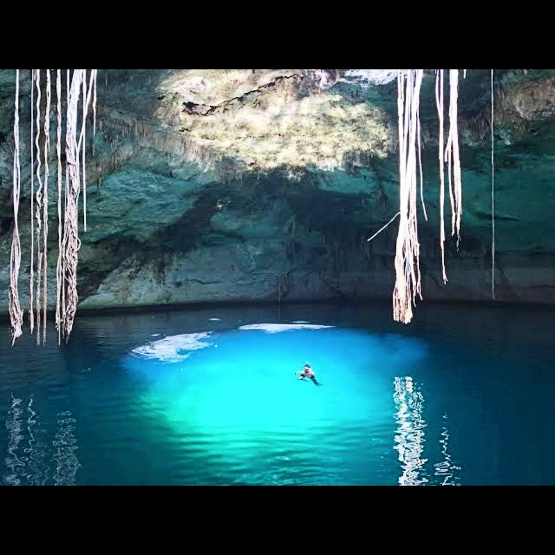 Acropolis Cinema: Kaori Oda's Cenote