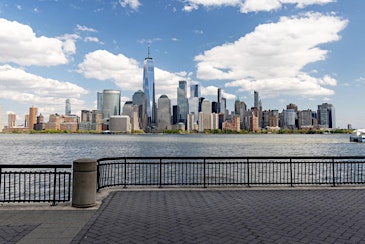 Walk, Talk & Gamecock: Welcome to NYC Alumni Tour & Social