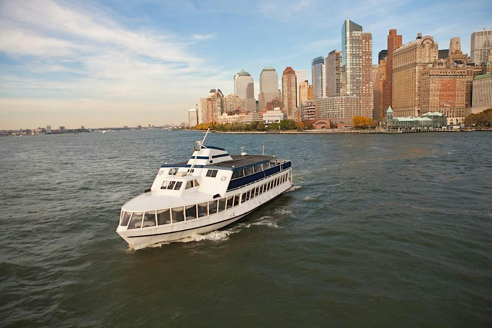 Latin & Reggaeton Sunset Yacht Party (CABANA YACHT)