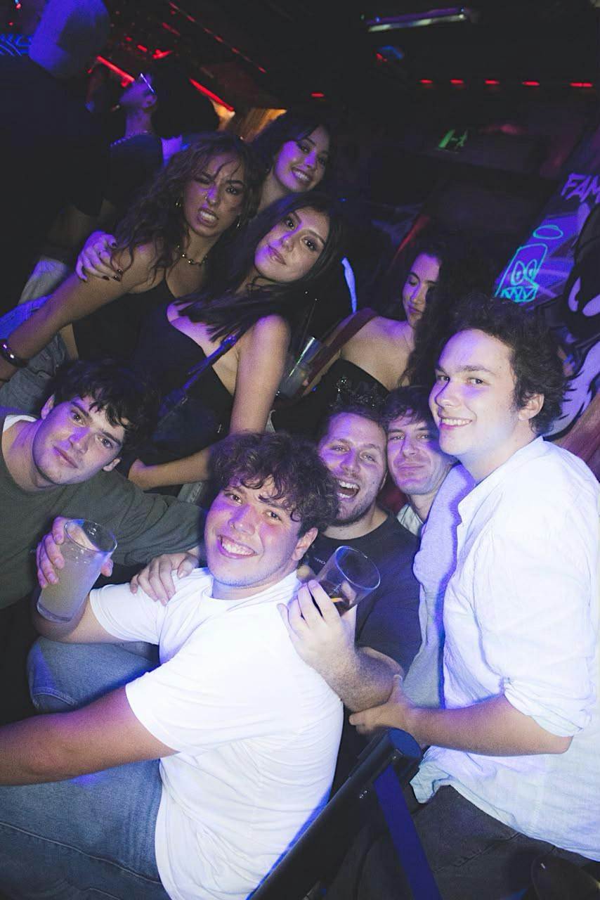 FREE Madrid Pub Crawl TONIGHT | 3-4 Pubs + 1 Epic Club