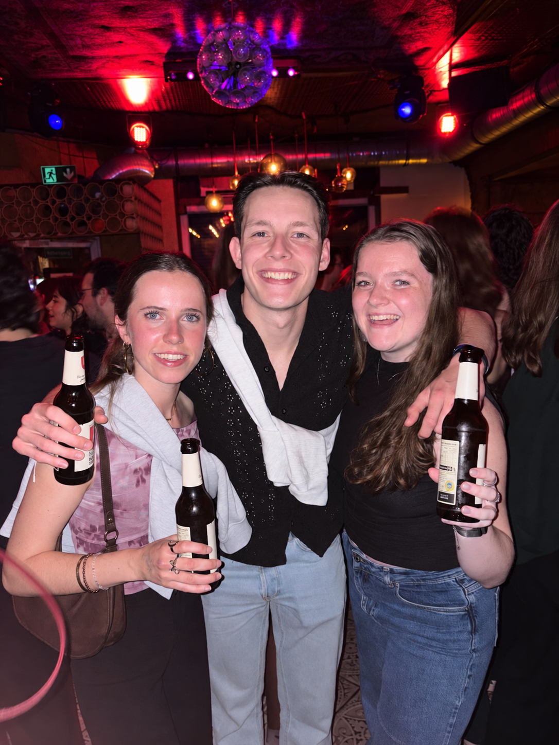 3 Bars & 2 Clubs - Karaoke & 80s & Techno Night