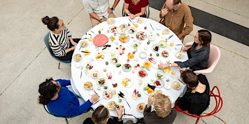 EAT LOVE - PLAYGROUND LUNCH