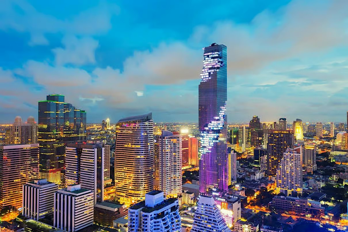 Bangkok: Mahanakhon SkyWalk Premium Experience