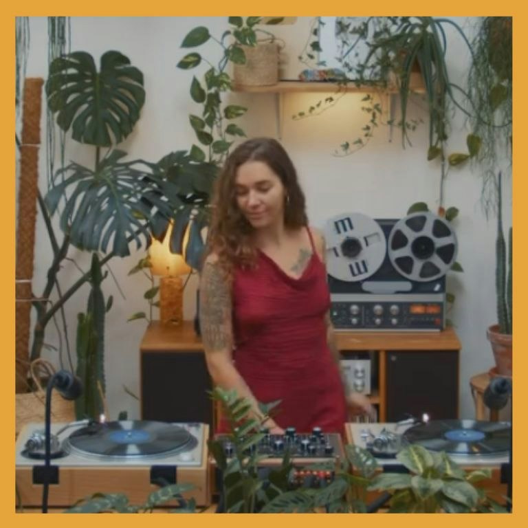 DJ Paloma