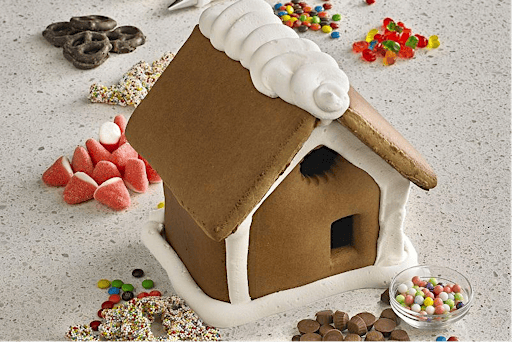 Make & Take: Decorate a Gingerbread House (All Ages)