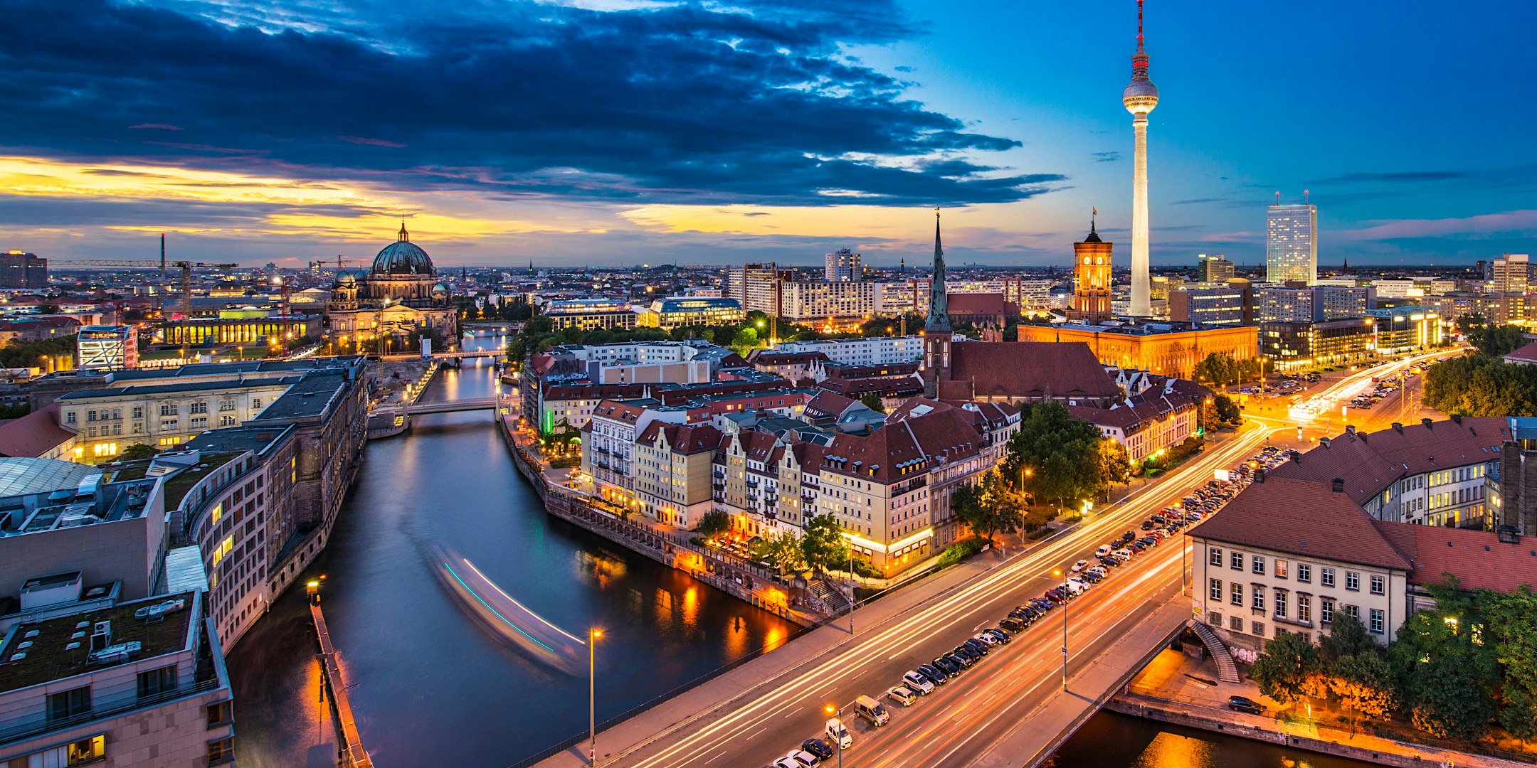 Unravel Berlin’s mysteries with our exciting outdoor escape game!