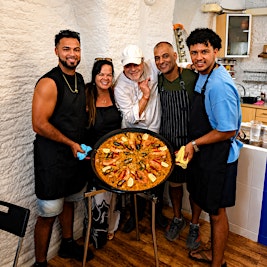 Madrid: hands-on paella workshop with unlimited sangria