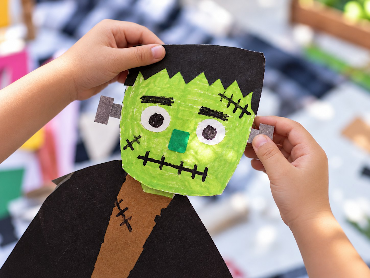 Crea il tuo burattino mostruoso – Laboratorio creativo di Halloween