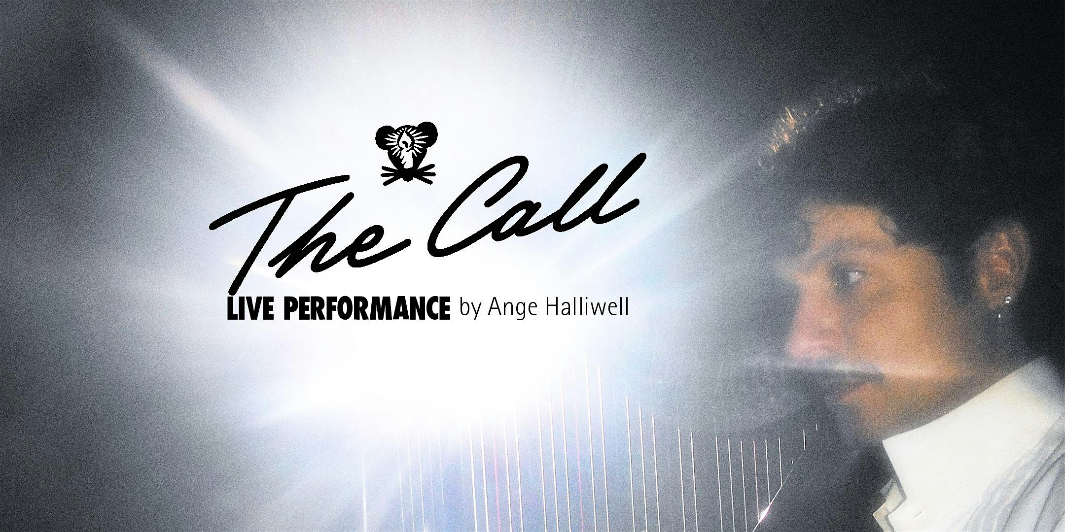 Klättermusen Paris - "The Call" Live Performance by Ange Halliwell