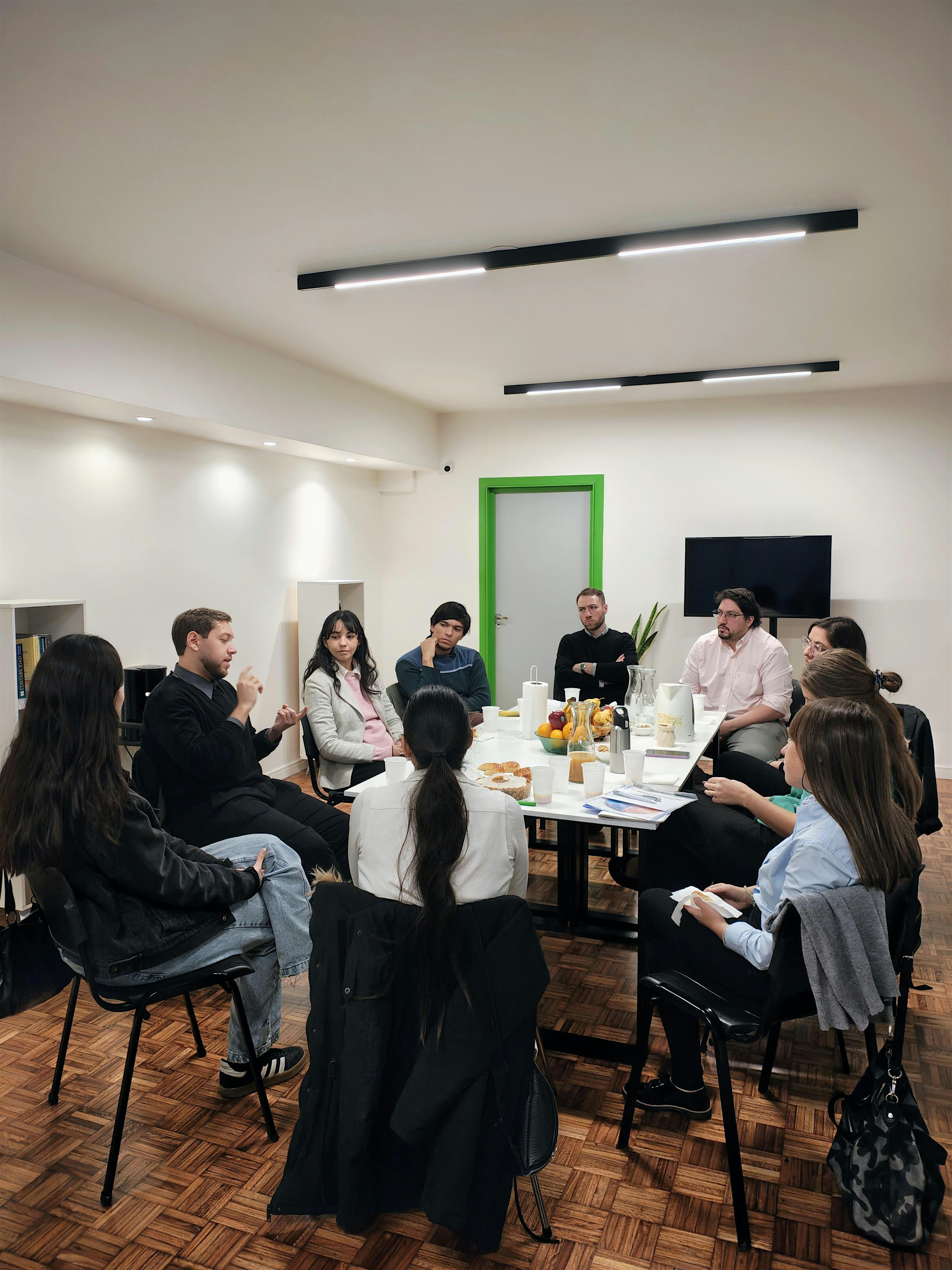 Desayuno de Negocios y Networking en Florida Multiespacios 5/9