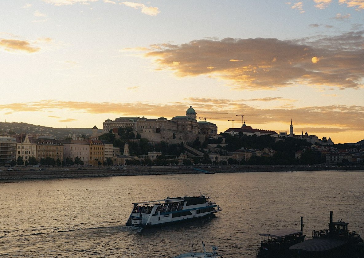 1 Hour | Budapest Danube Highlights Cruise