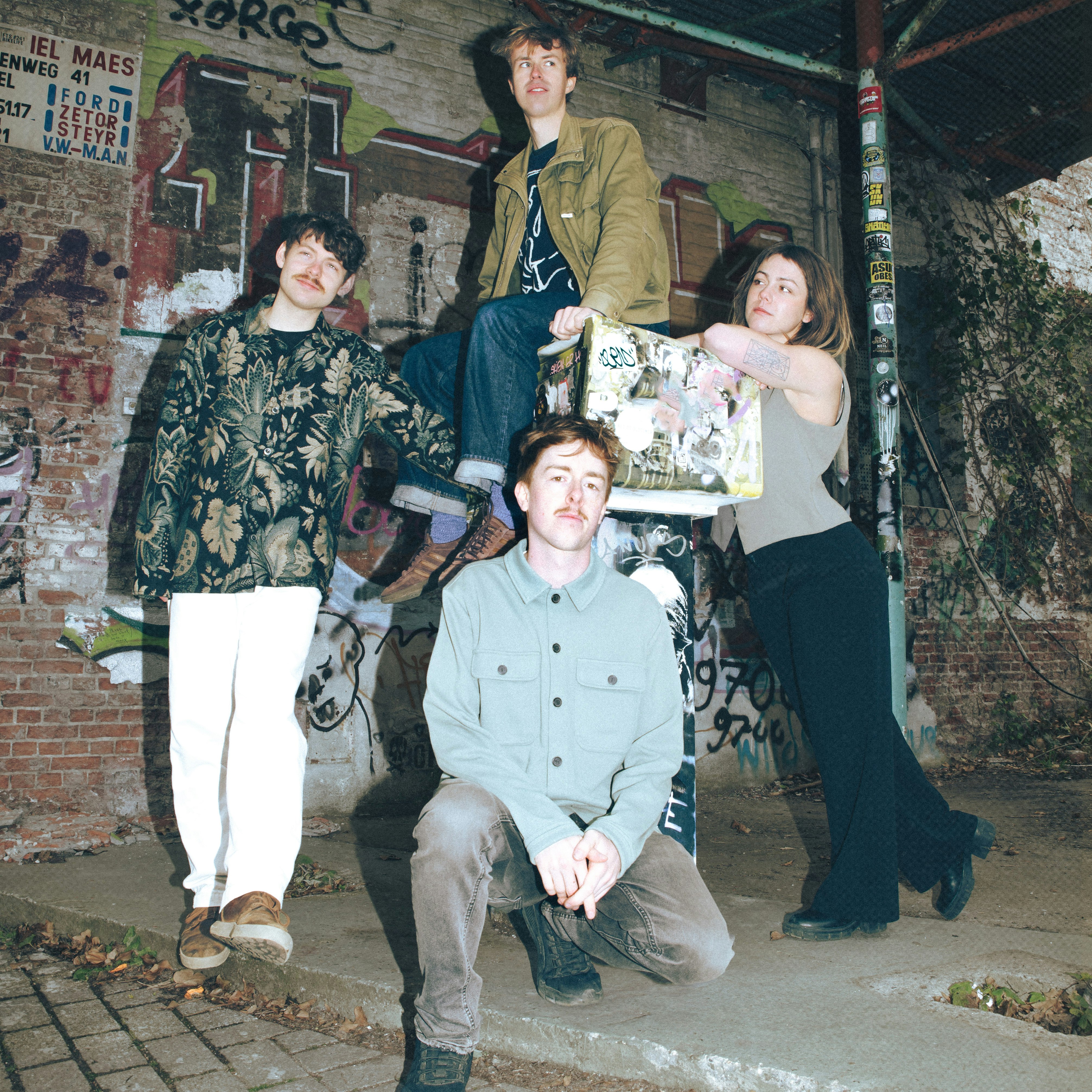 Lupa Gang Gang (release party) + Sam Gelis