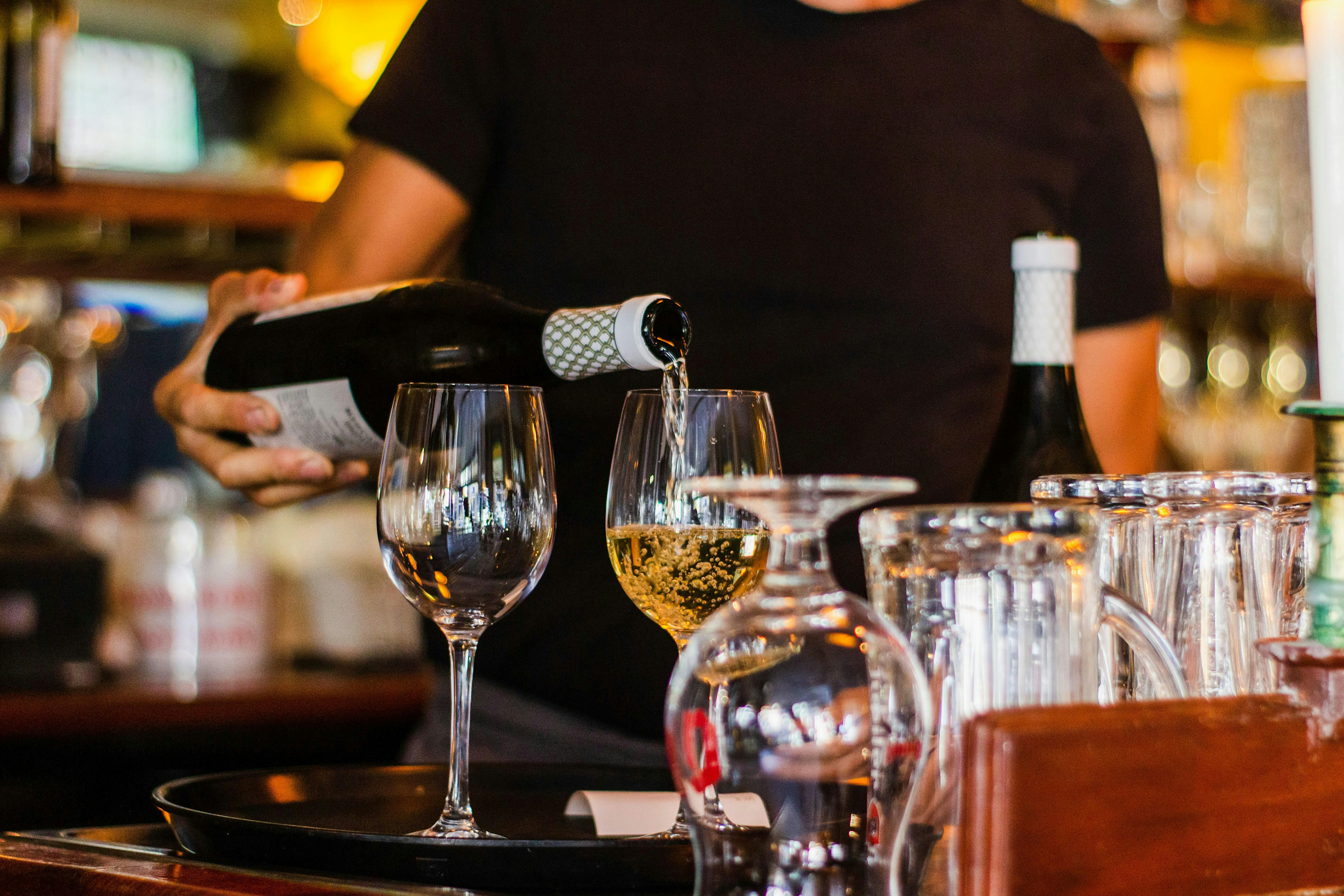 Lisbon Wine Tasting & Pub Crawl Experience