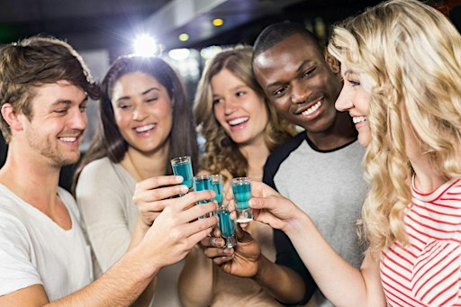 Singles Pub Crawl in London with 4 Venues & Free Shot (Ages 18-36)