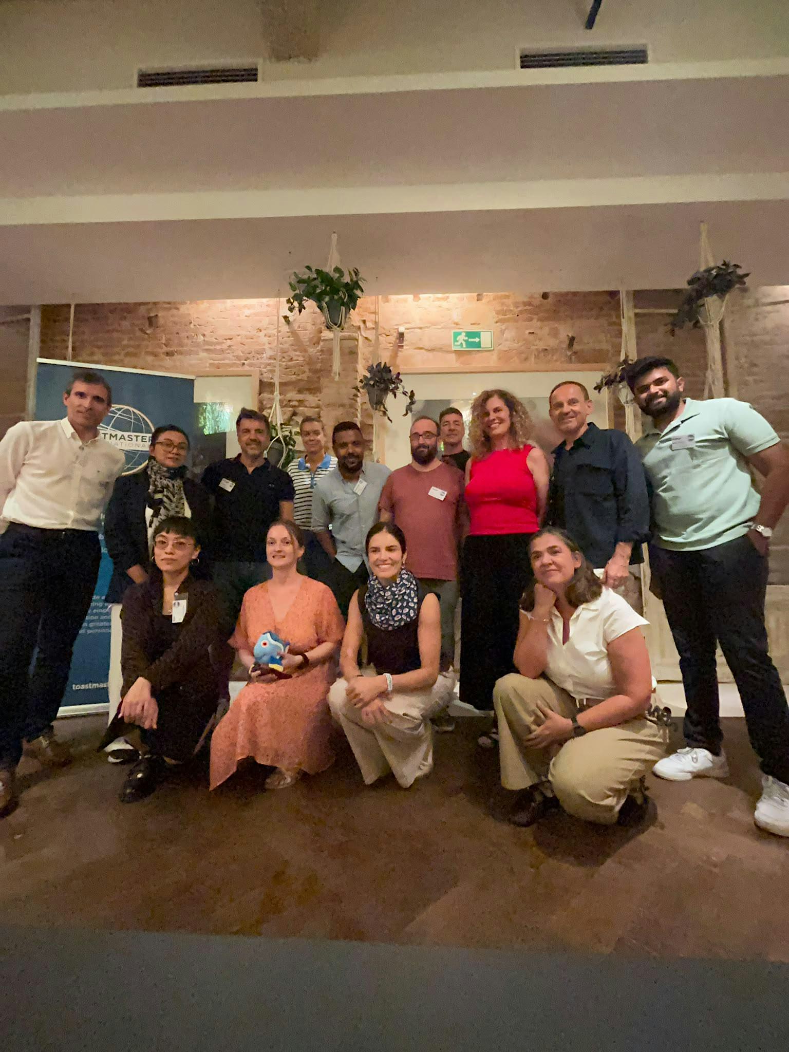 Practice Public Speaking in English, Make Friends in Barcelona