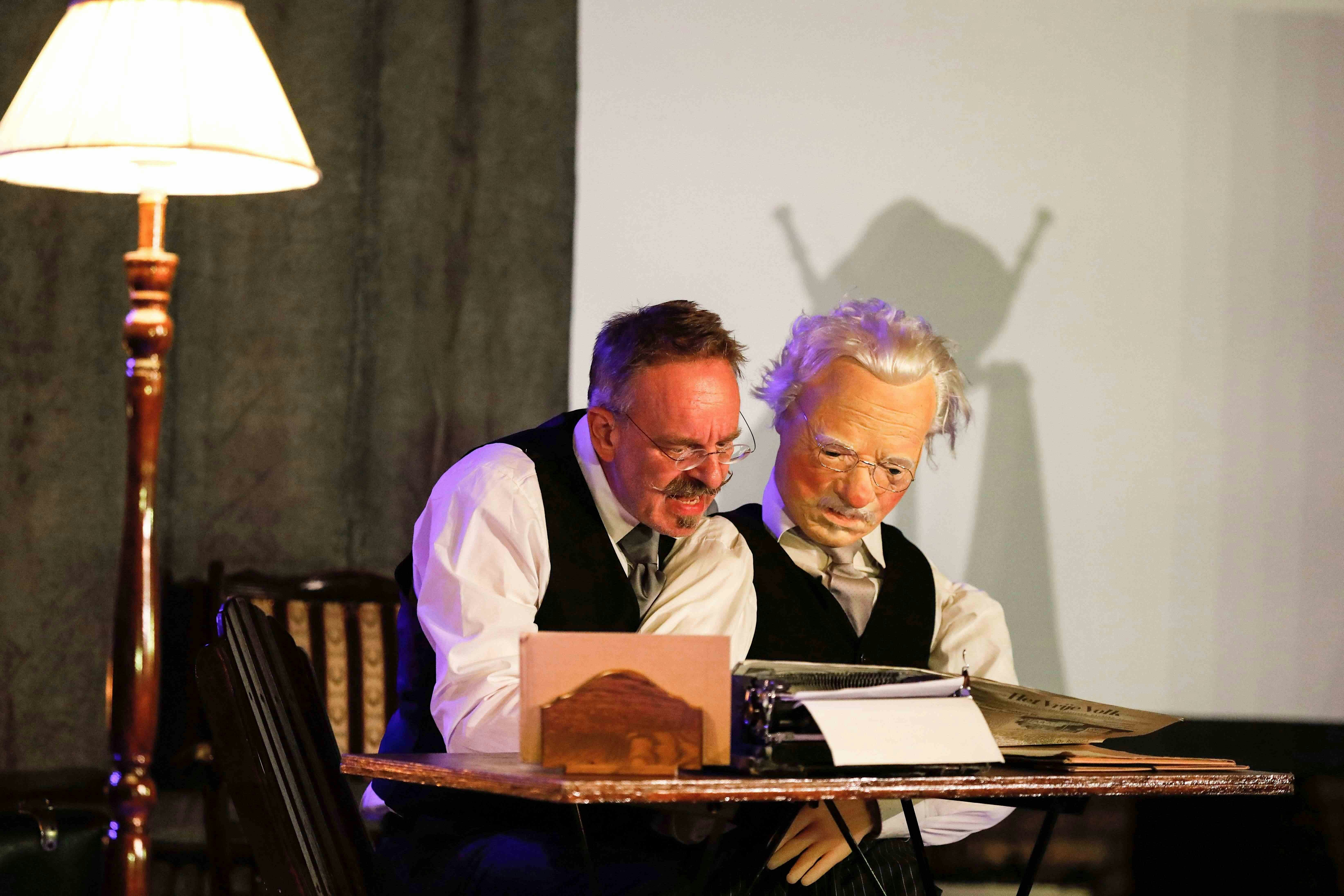 Muzikaal verteltheater Schemermens