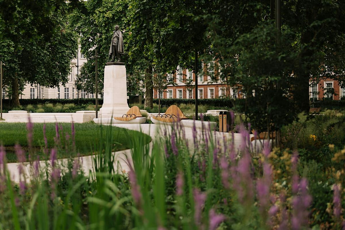 History & Ecology of Grosvenor Square - Guided Walk