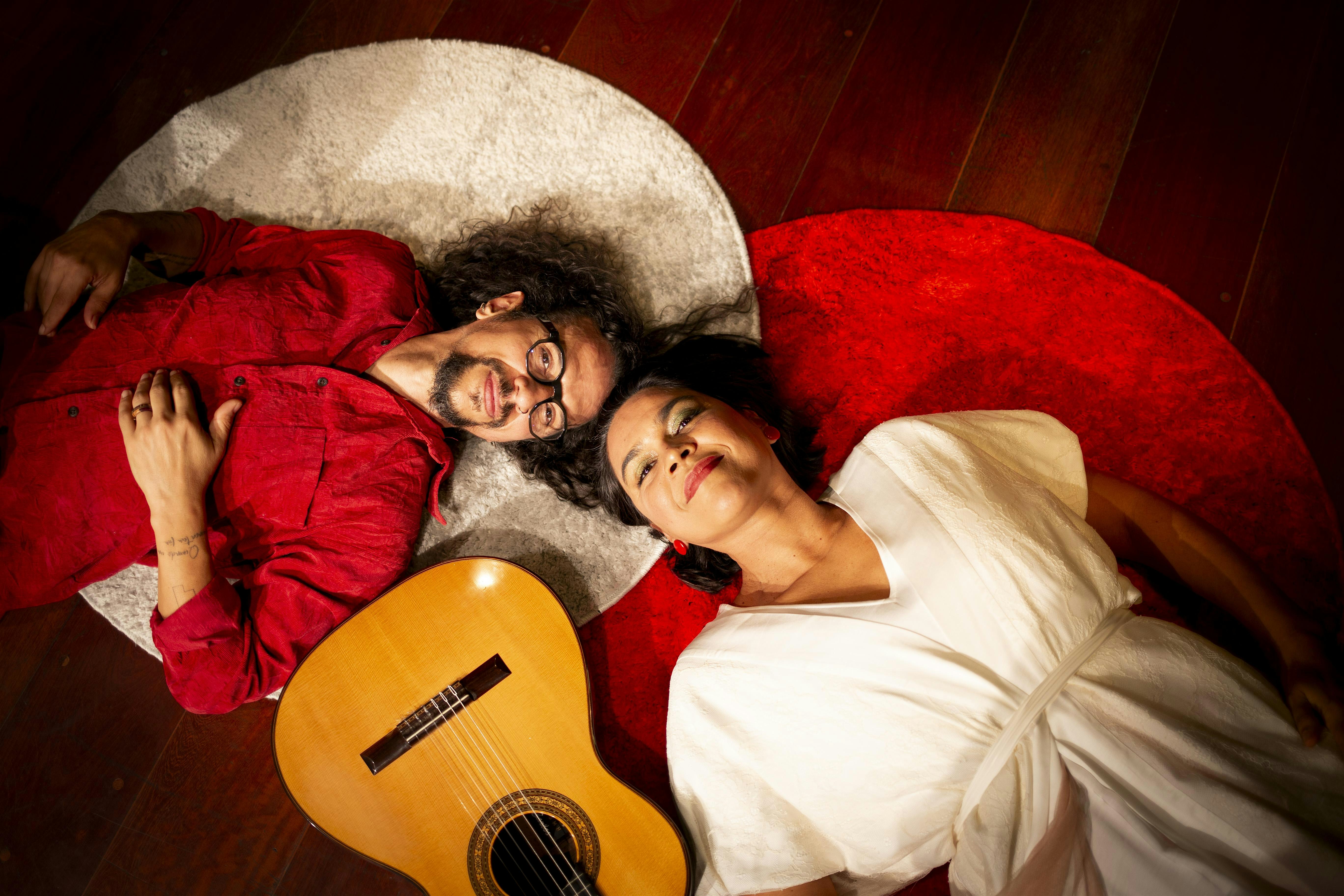 Viramundo – Carol Andrade & Alex Maia